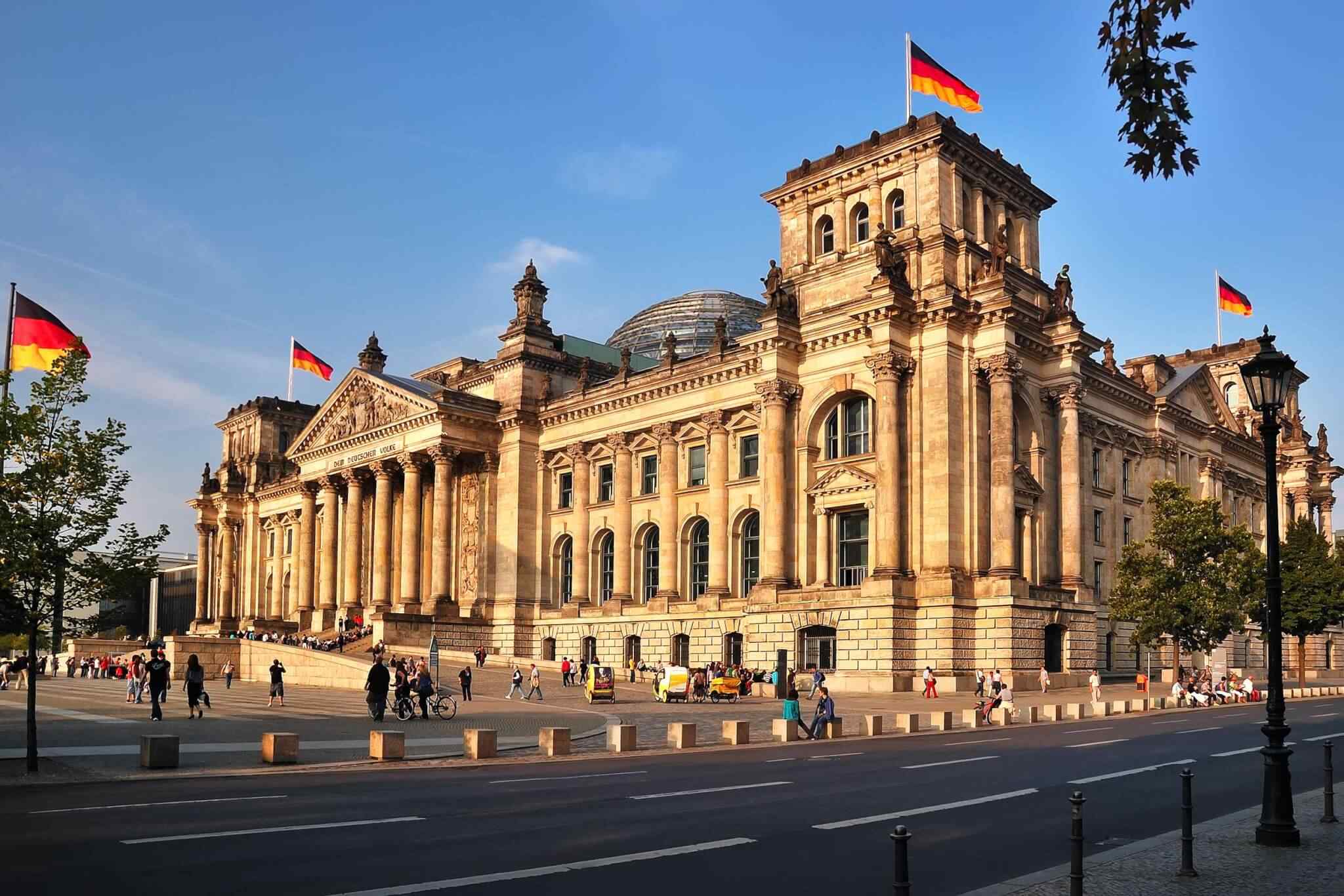 destination-berlin-01 https://eurowayhub.online/wp-content/uploads/2018/09/destination-berlin-01.jpg