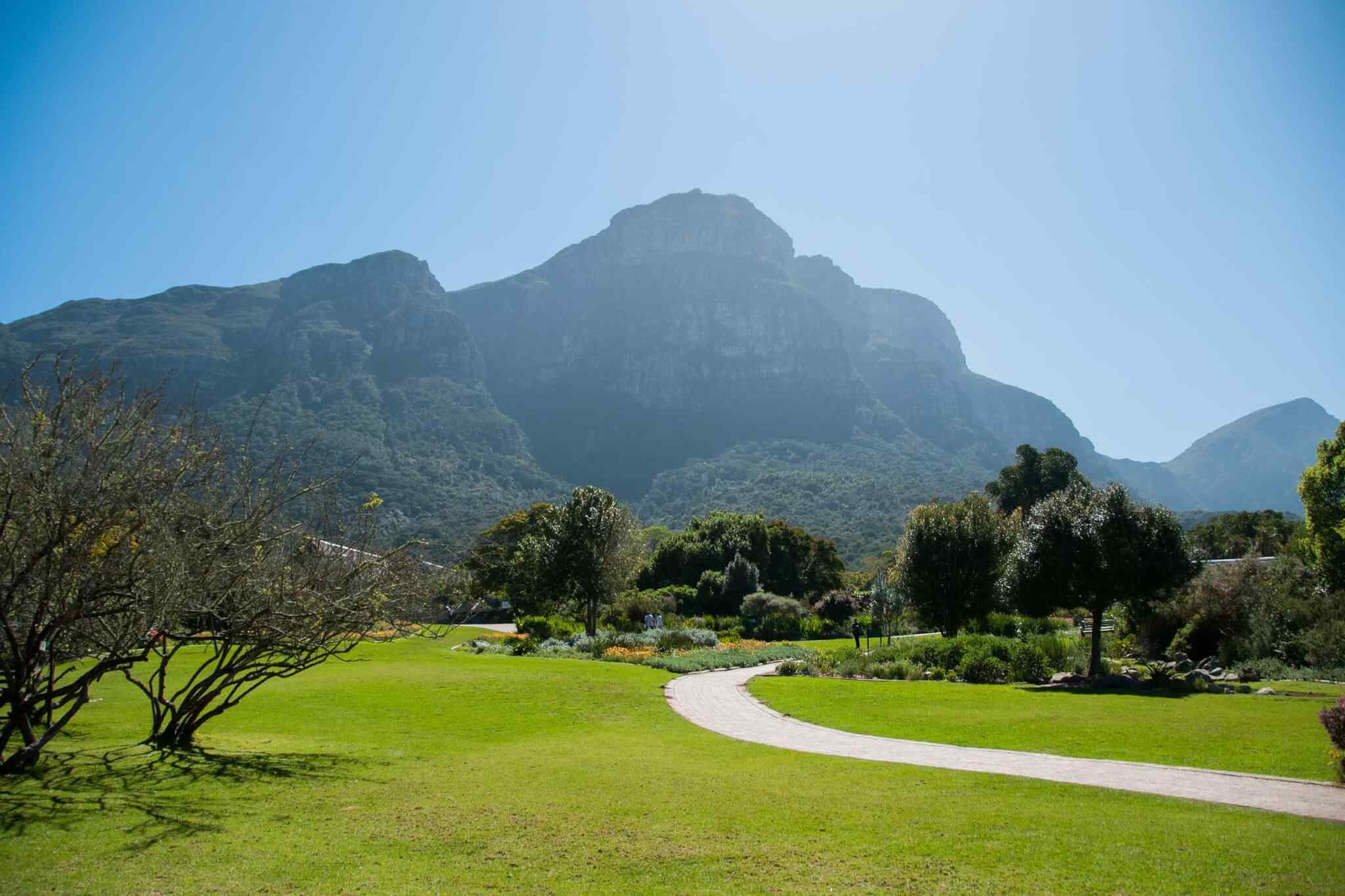https://eurowayhub.online/wp-content/uploads/2018/09/tour-capetown-03.jpg