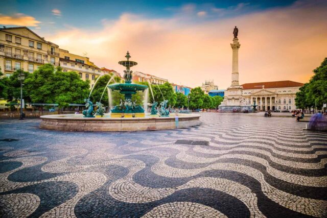 https://eurowayhub.online/wp-content/uploads/2018/09/tour-portugal-01-640x427.jpg